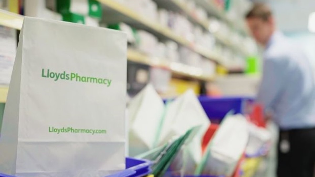 Lloydspharmacy branch numbers dropped almost 50 in nine months