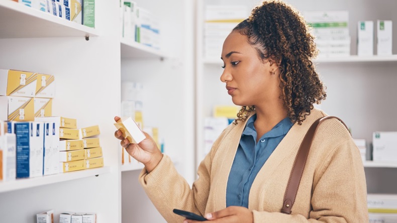 Patient chooses medicine pharmacy